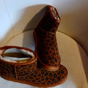 Women's boots